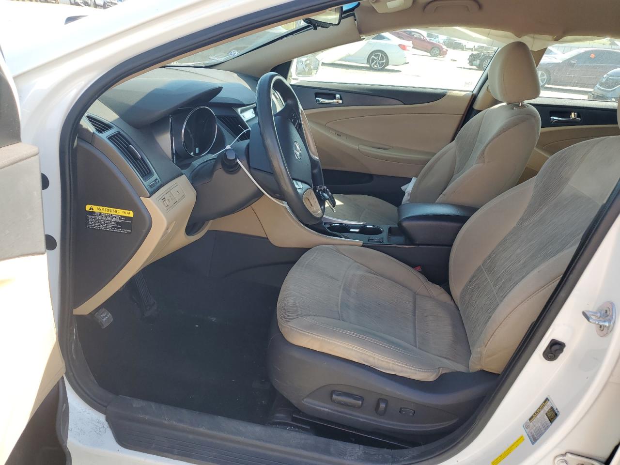 2013 Hyundai Sonata - Image 7