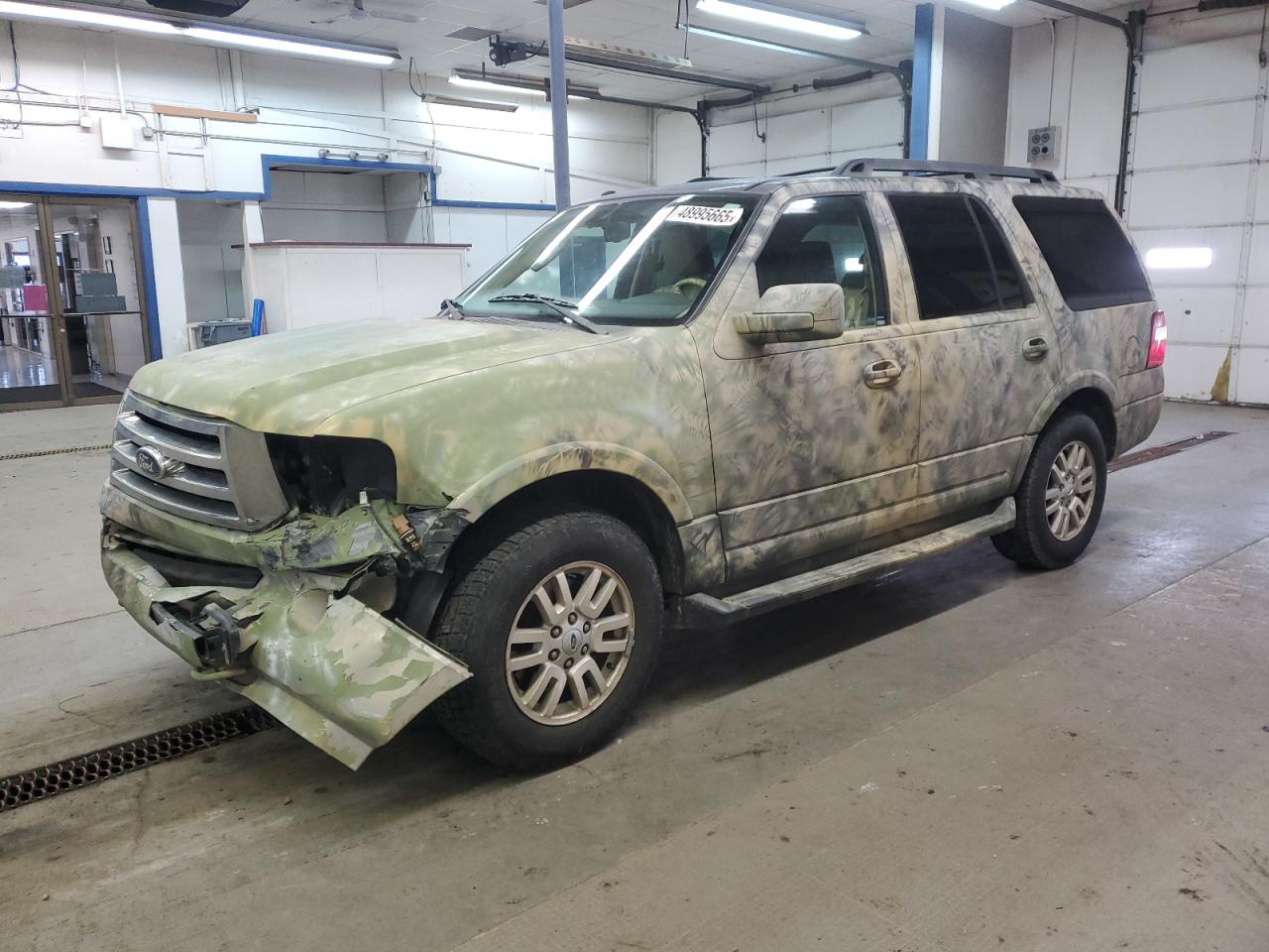 2010 Ford Expedition - Image 1