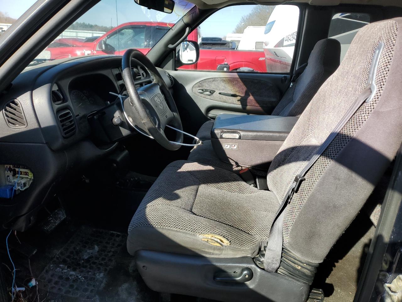 1999 Dodge RAM - Image 7