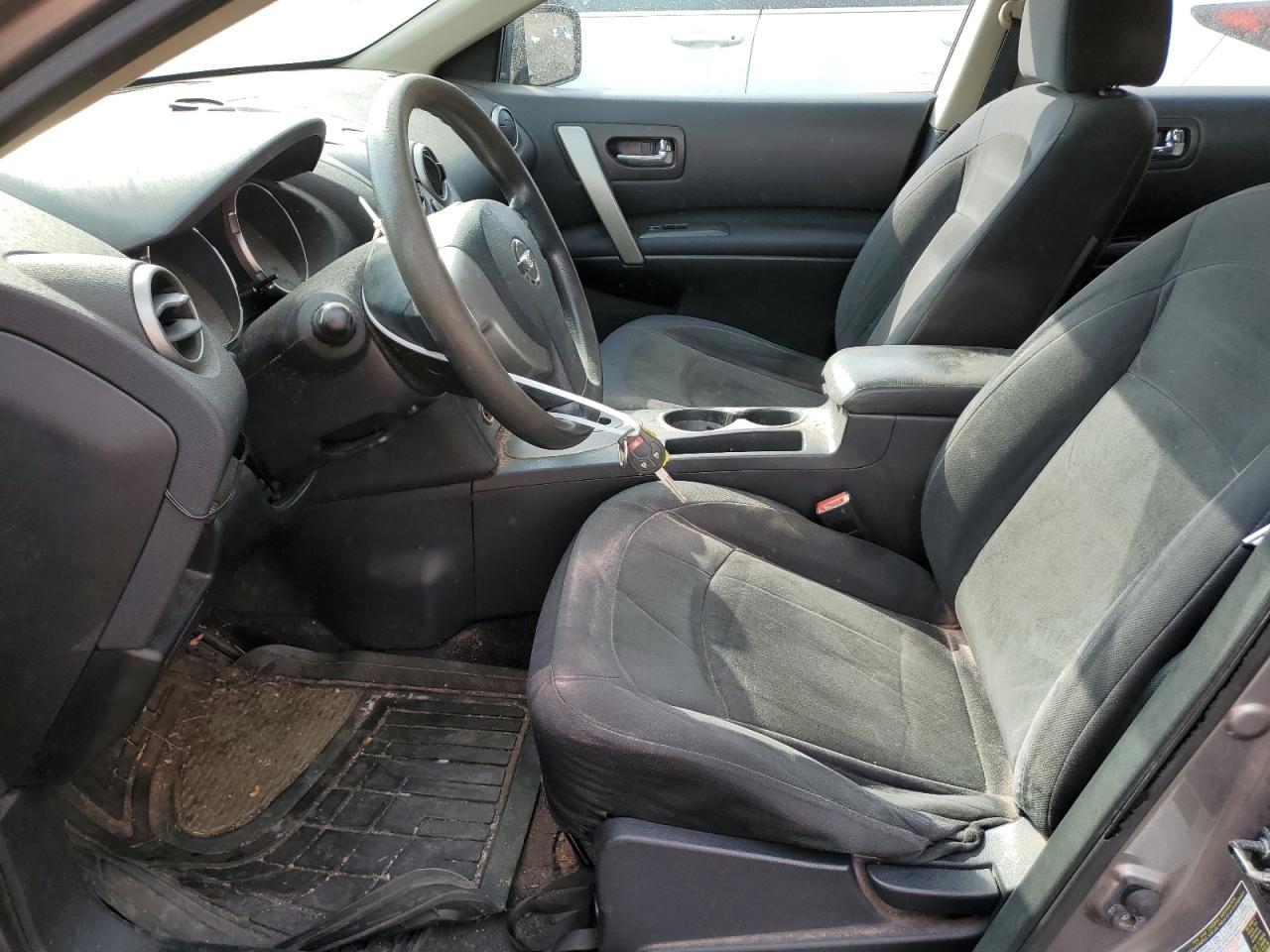 2010 Nissan Rogue - Image 7