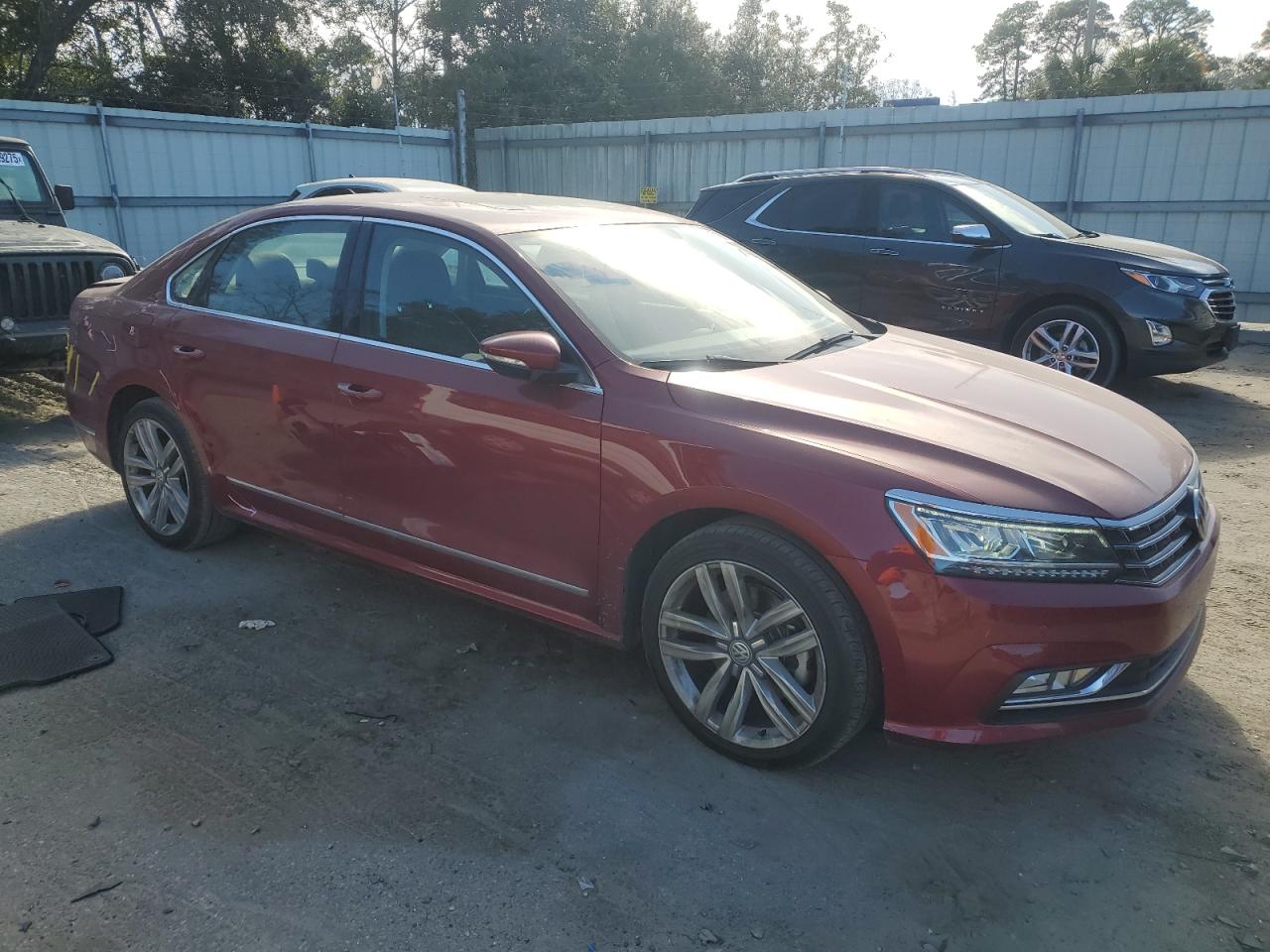 2017 Volkswagen Passat - Image 4