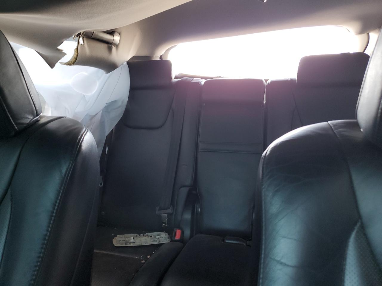 2010 Lexus RX - Image 10