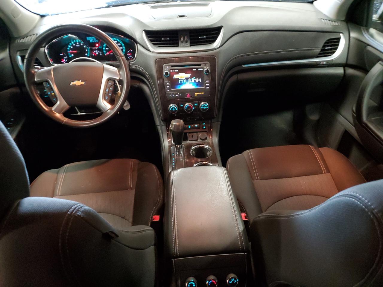 2016 Chevrolet Traverse - Image 8
