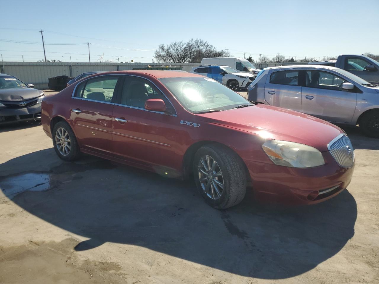 2010 Buick Lucerne - Image 4