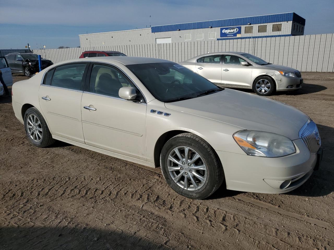 2010 Buick Lucerne - Image 4