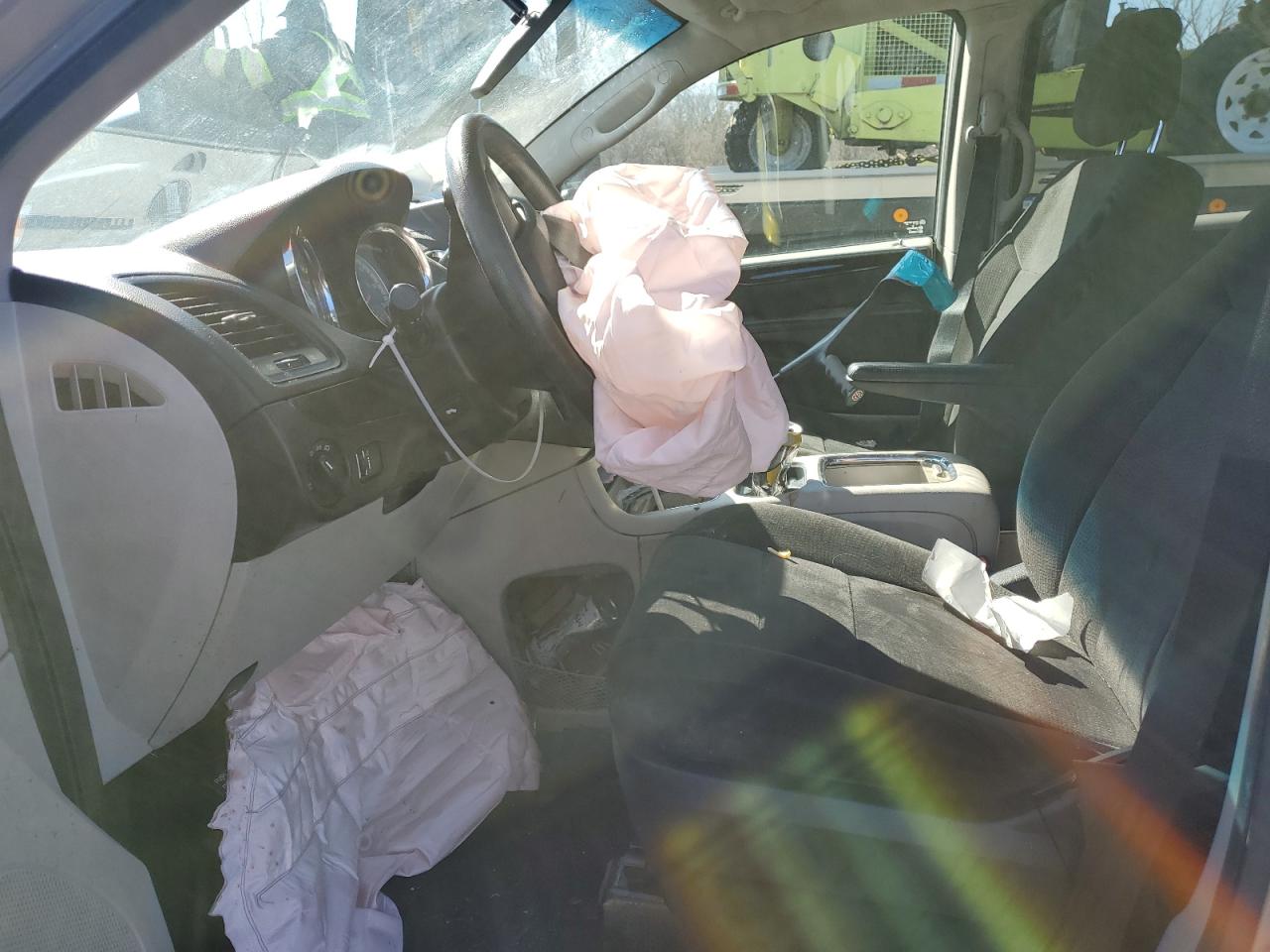 2013 Dodge Caravan - Image 7