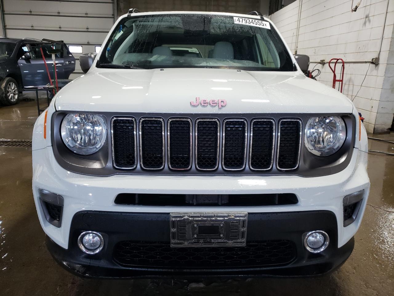 2020 Jeep Renegade - Image 5