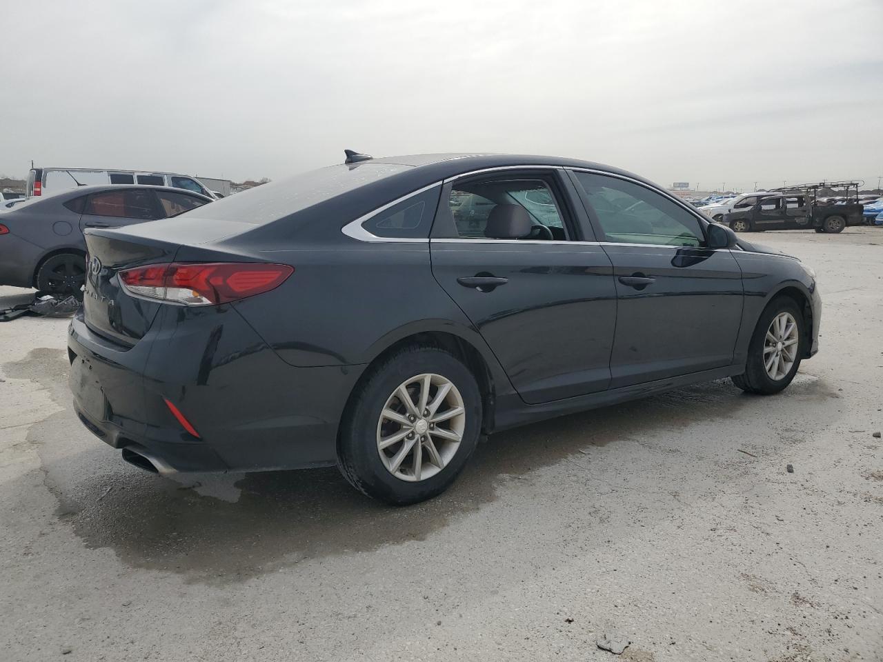 2019 Hyundai Sonata - Image 3
