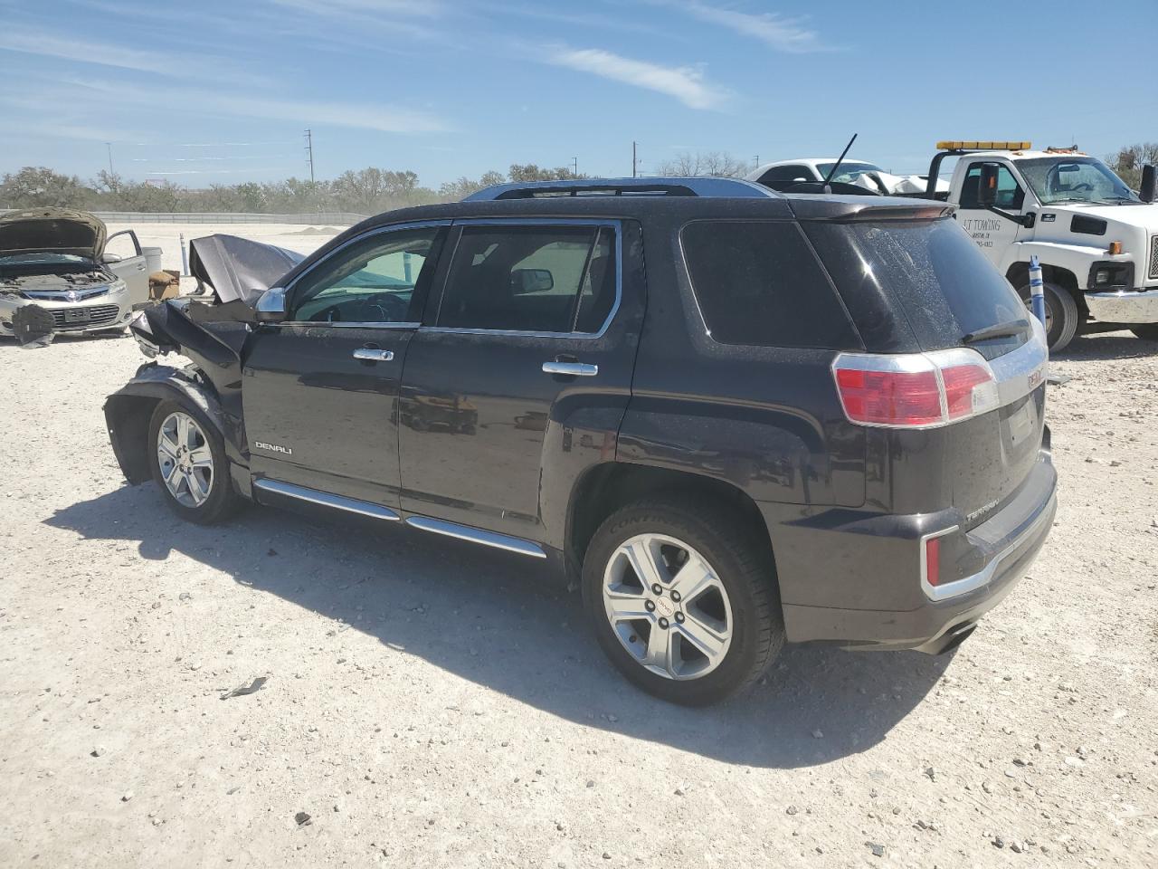 2016 GMC Terrain - Image 2
