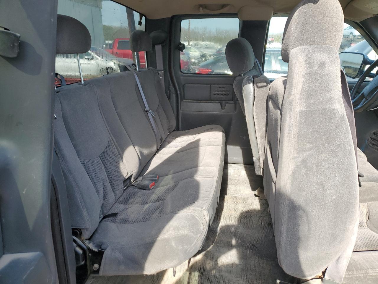 2007 Chevrolet Silverado - Image 10