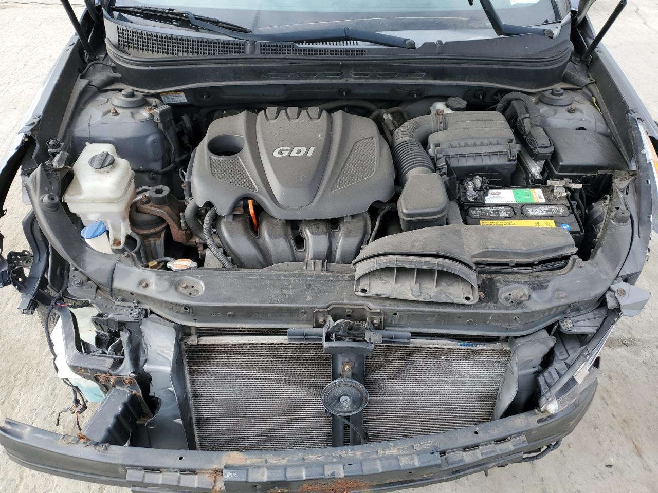 2011 Hyundai Sonata - Image 11