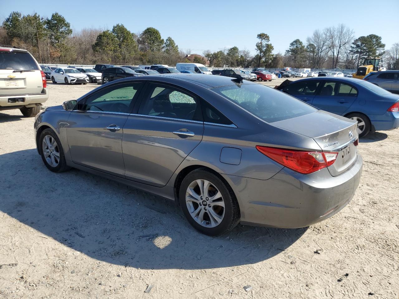 2012 Hyundai Sonata - Image 2