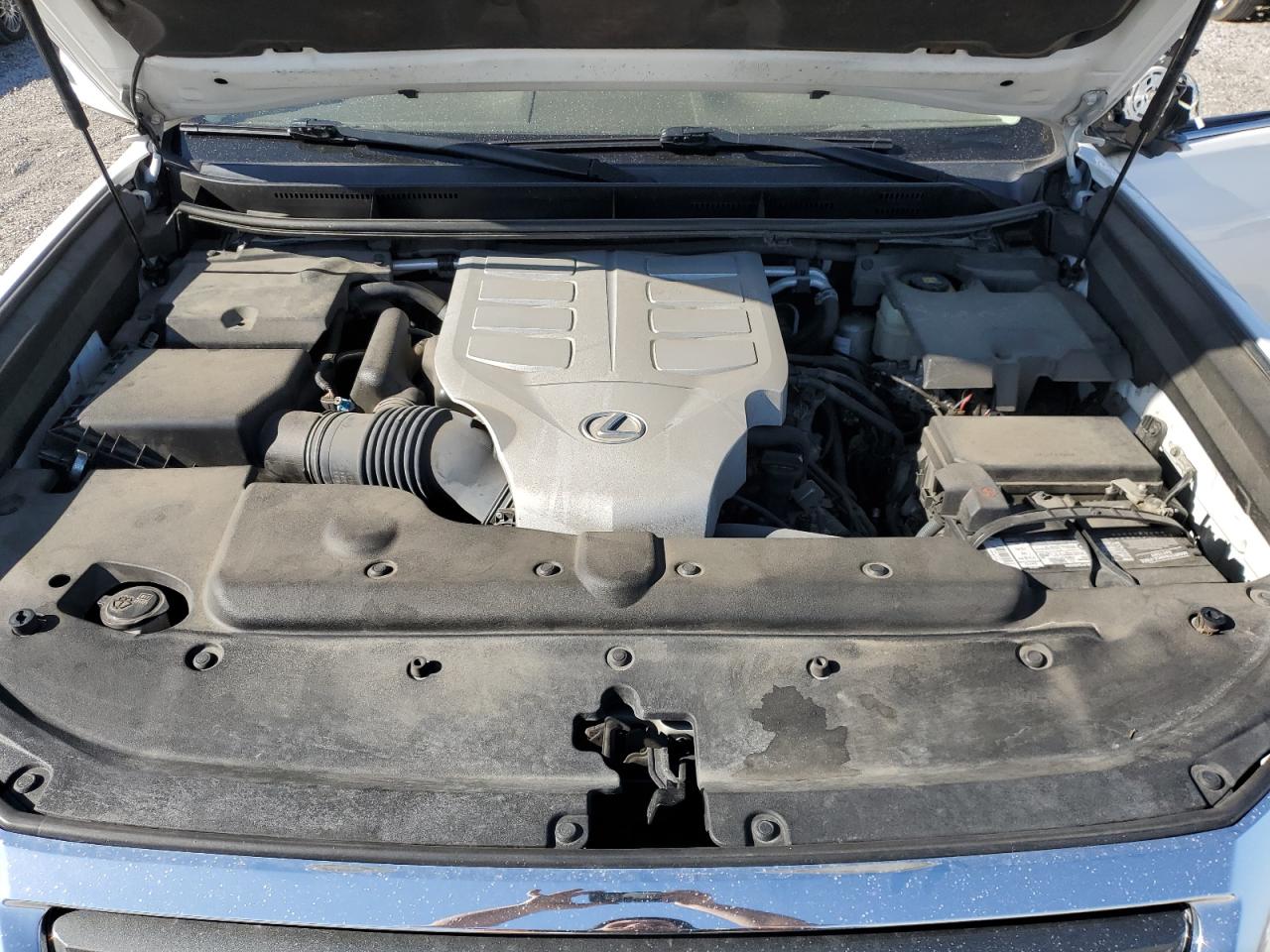 2018 Lexus GX - Image 12