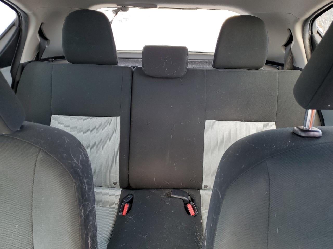 2012 Toyota Prius - Image 10