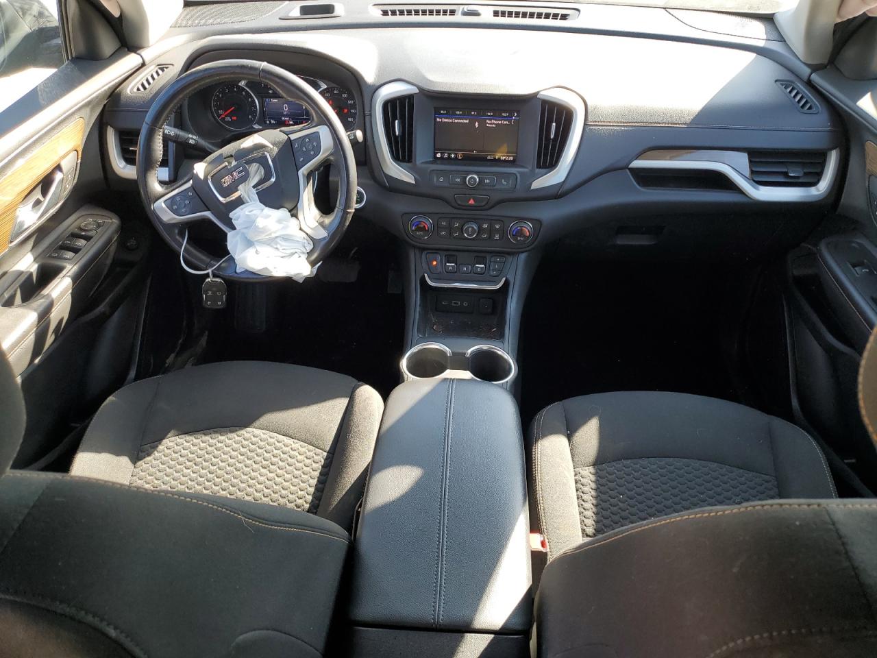 2020 GMC Terrain - Image 8