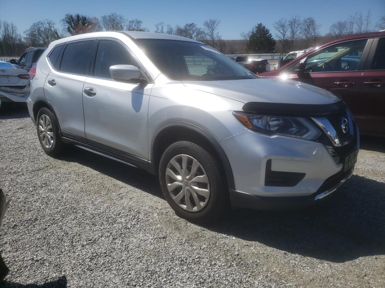 2017 Nissan Rogue - Image 4