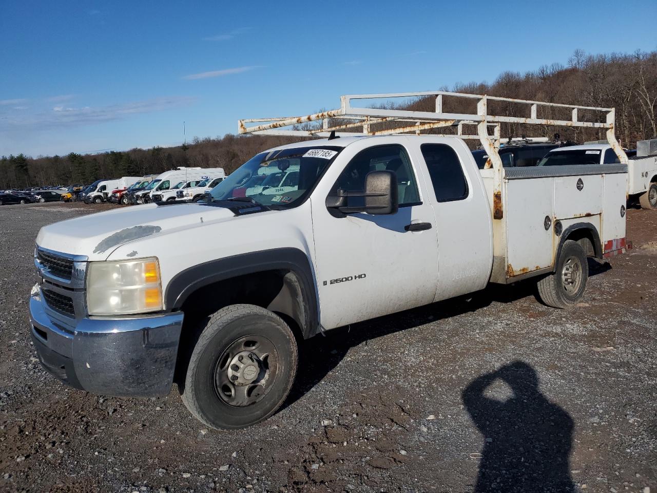 2007 Chevrolet Silverado - Image 1