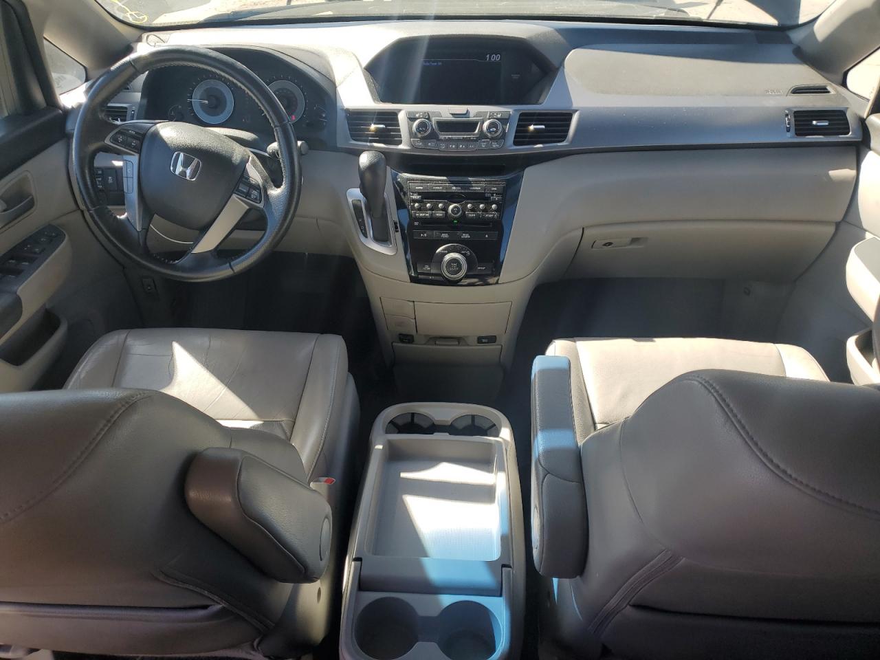 2012 Honda Odyssey - Image 8