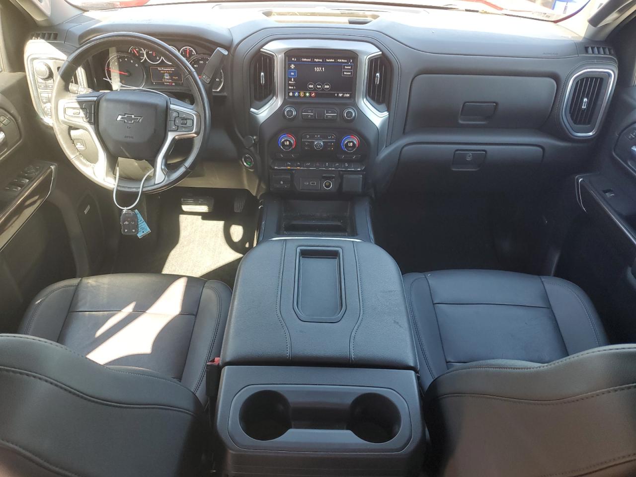 2022 Chevrolet Silverado - Image 8
