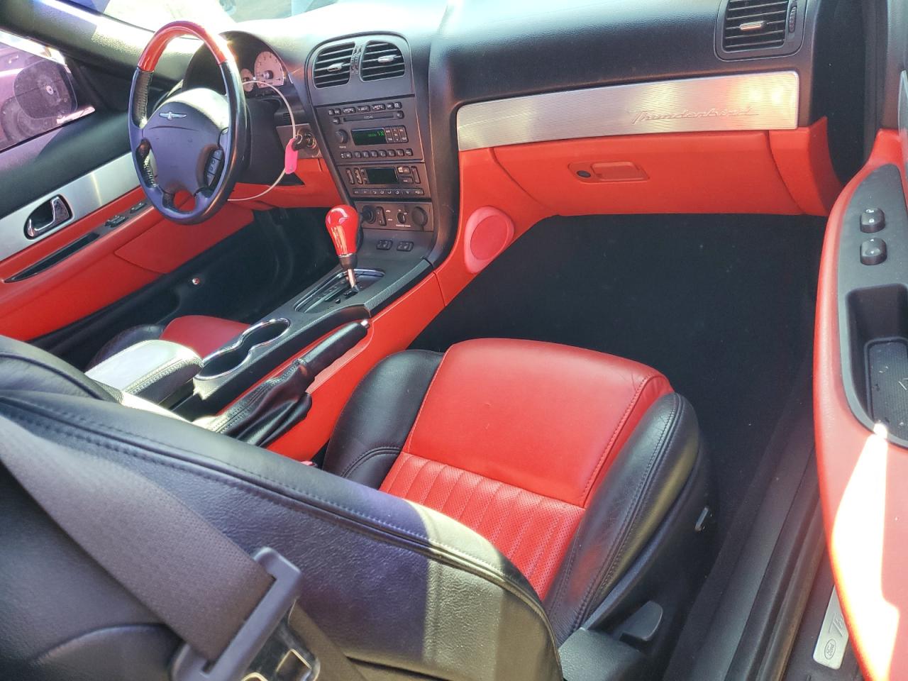 2004 Ford Thunderbird - Image 8