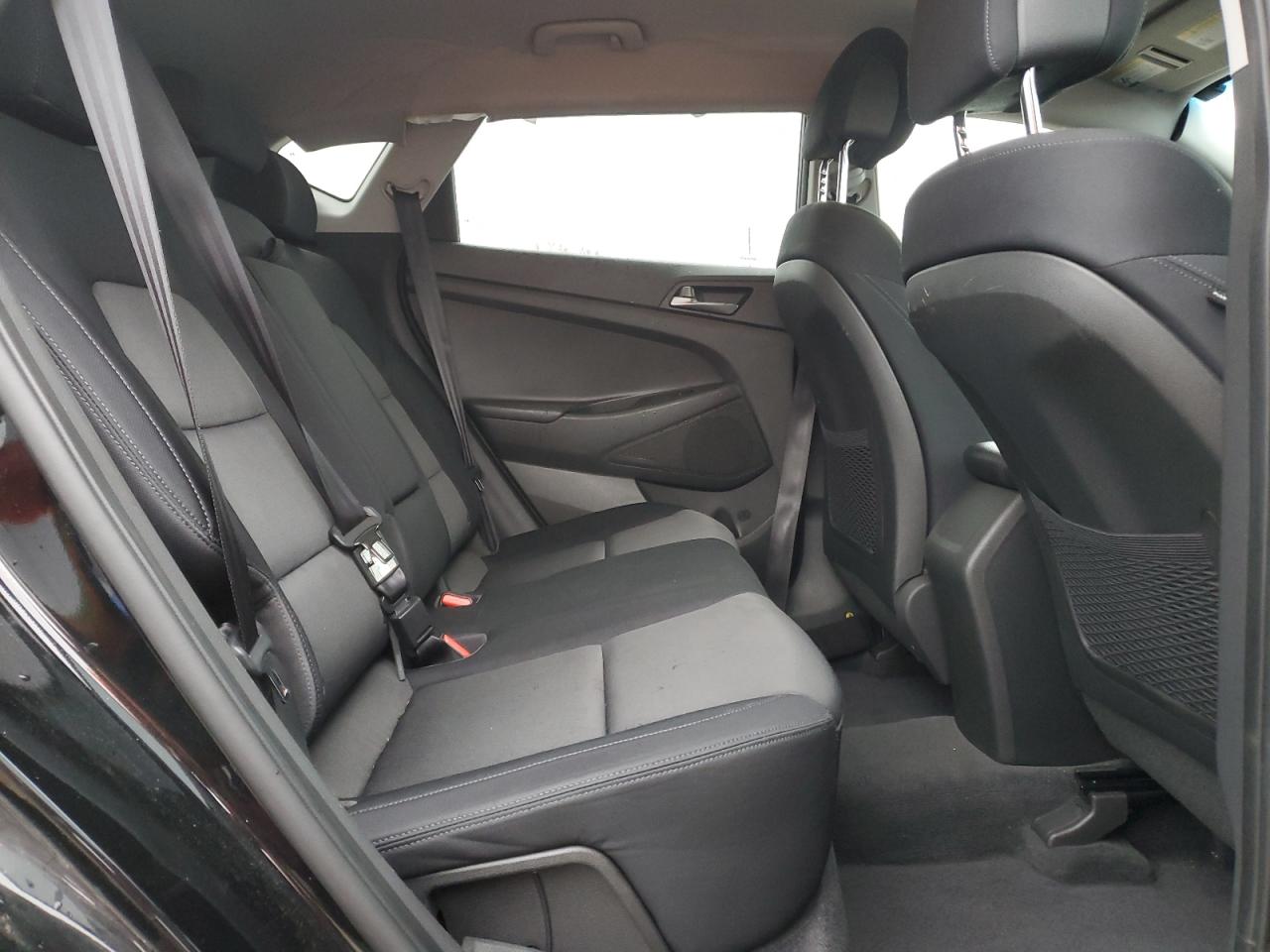 2016 Hyundai Tucson - Image 11