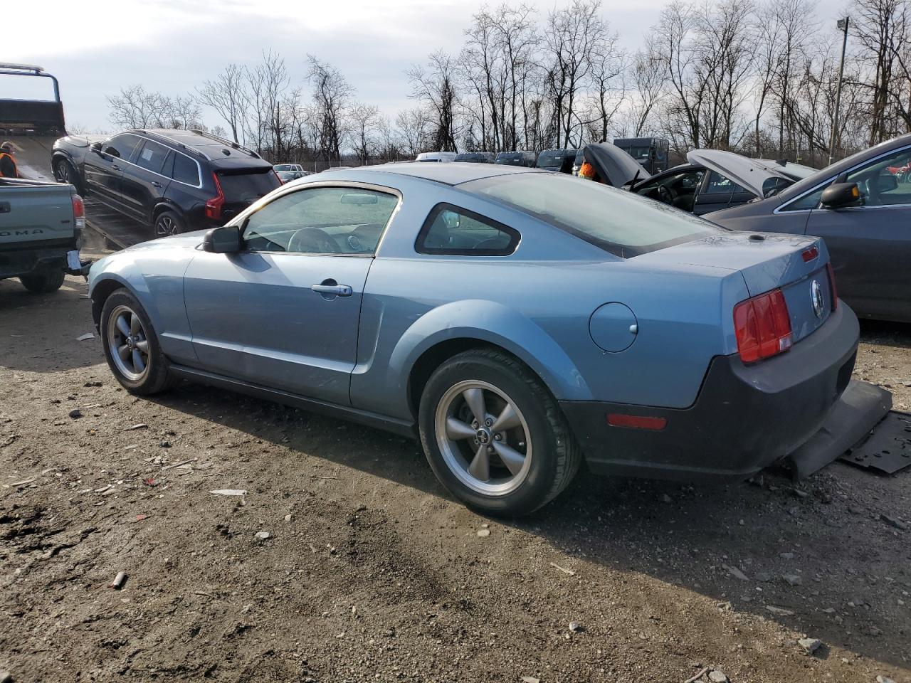 2008 Ford Mustang - Image 2