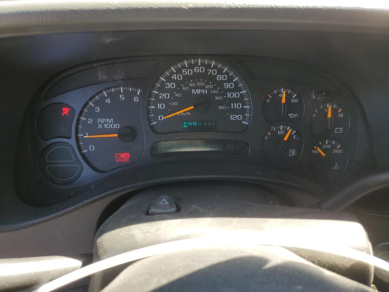 2004 GMC Sierra - Image 9