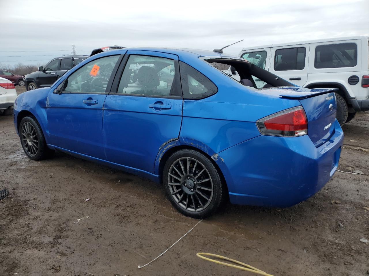 2011 Ford Focus - Image 2