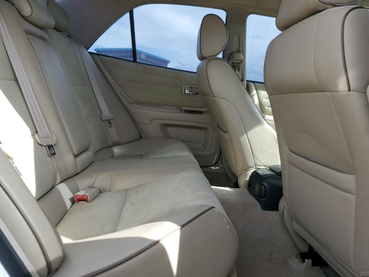 2001 Lexus Is 300 VIN: JTHBD182810009795 Lot: 50498255
