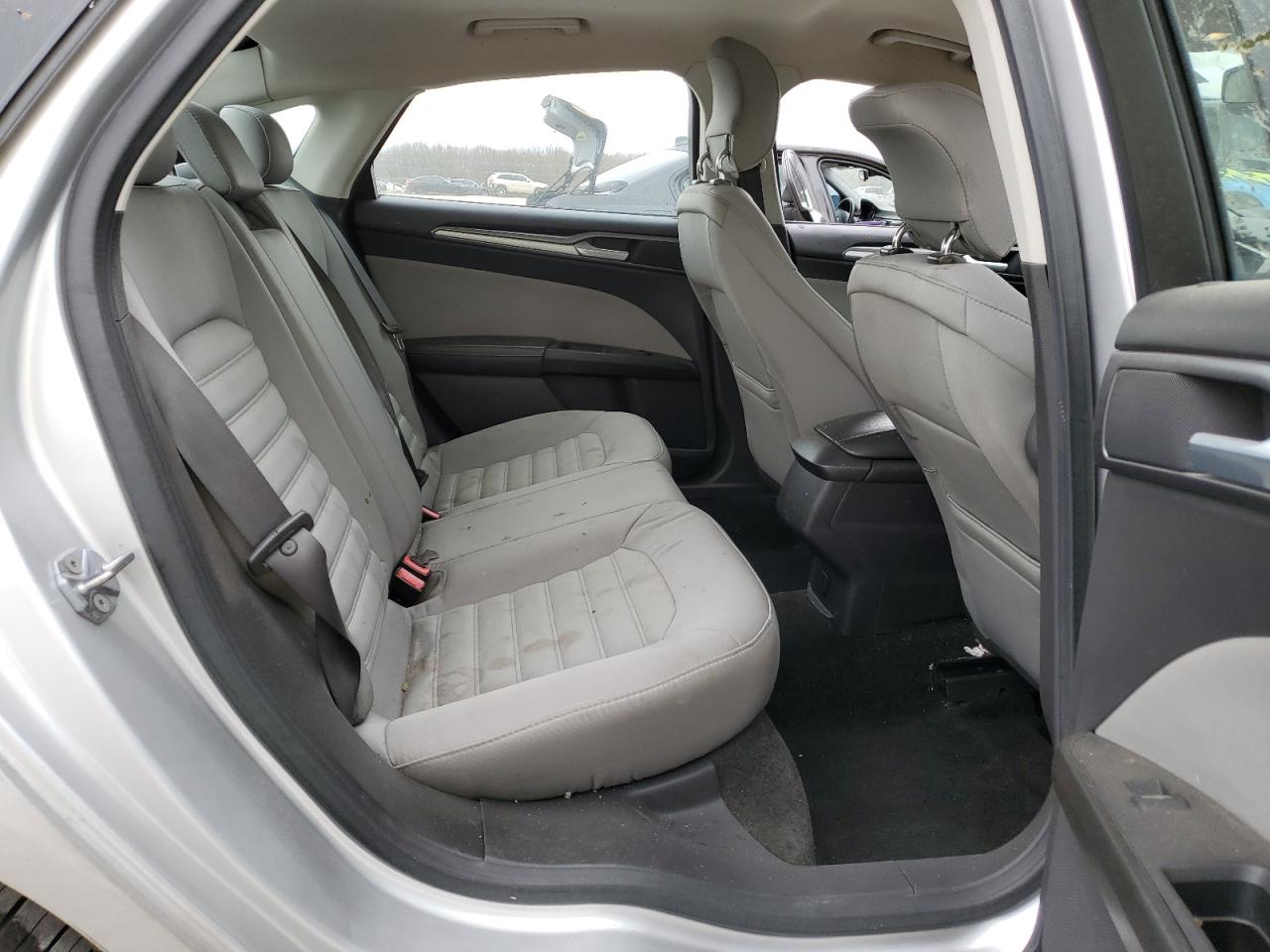 2015 Ford Fusion - Image 10