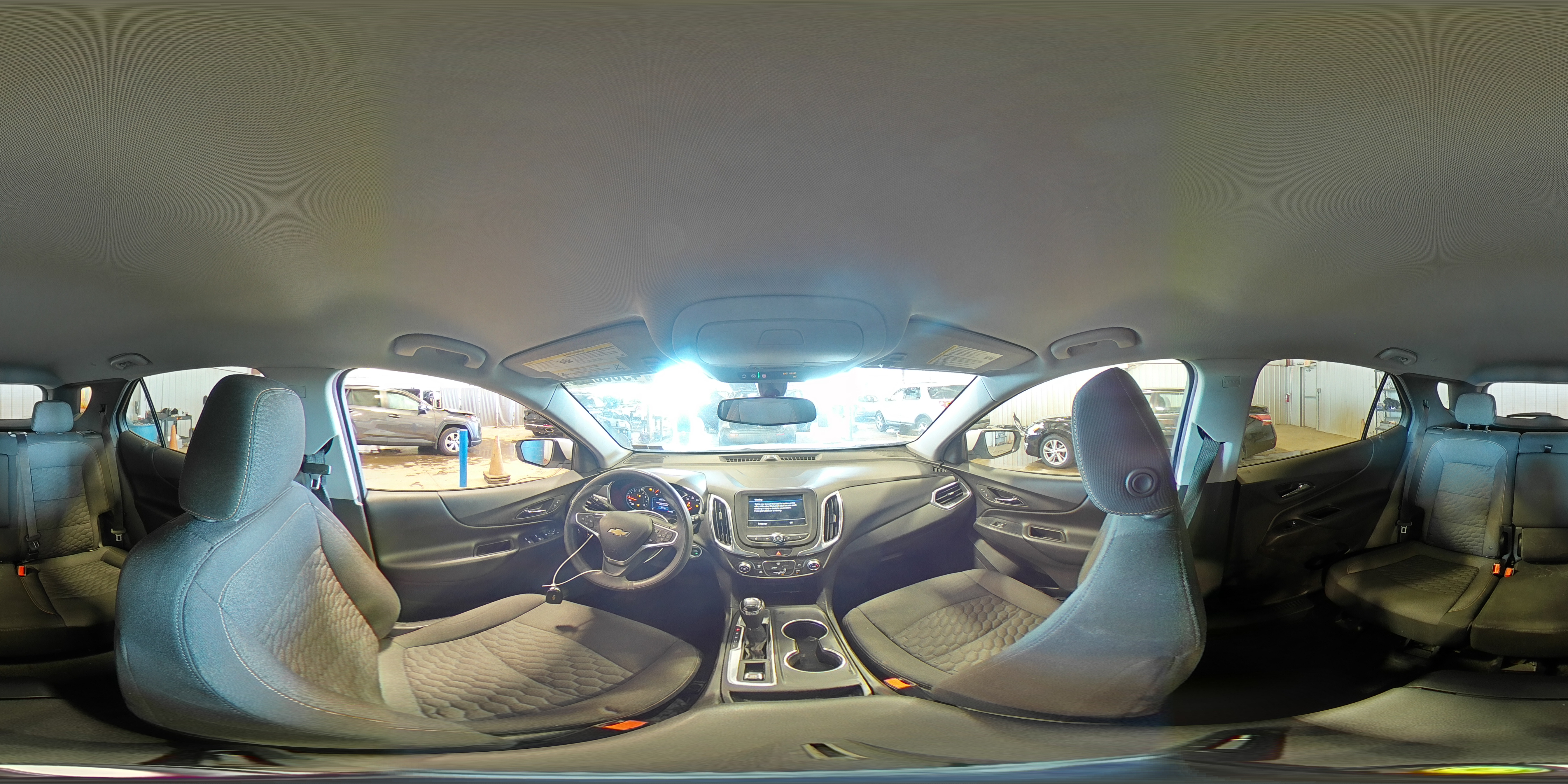 2019 Chevrolet Equinox - Image 16