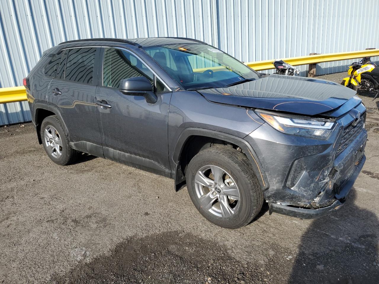 2024 Toyota RAV 4 - Image 4