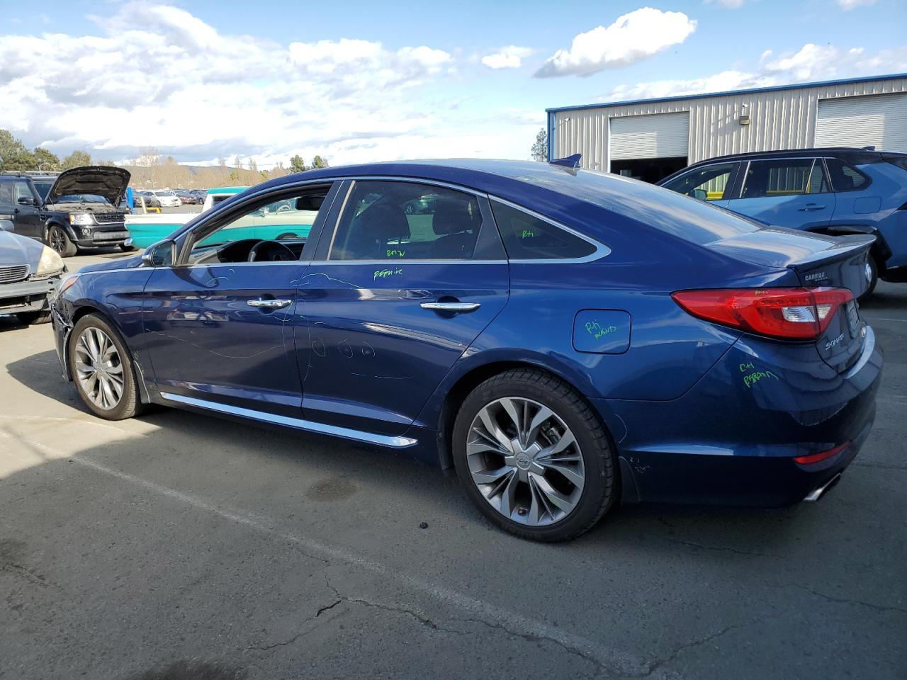 2015 Hyundai Sonata - Image 2