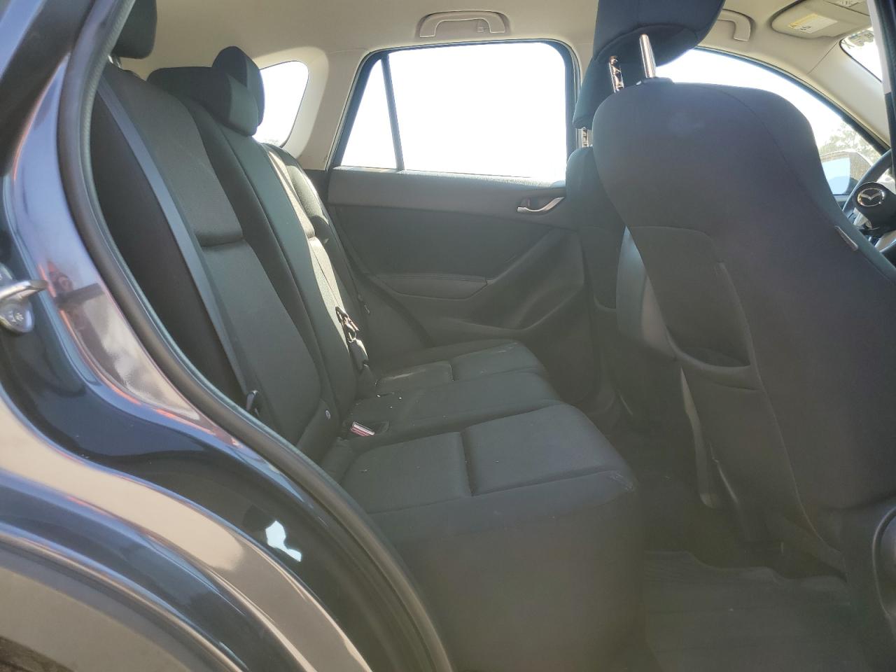 2016 Mazda CX-5 - Image 11