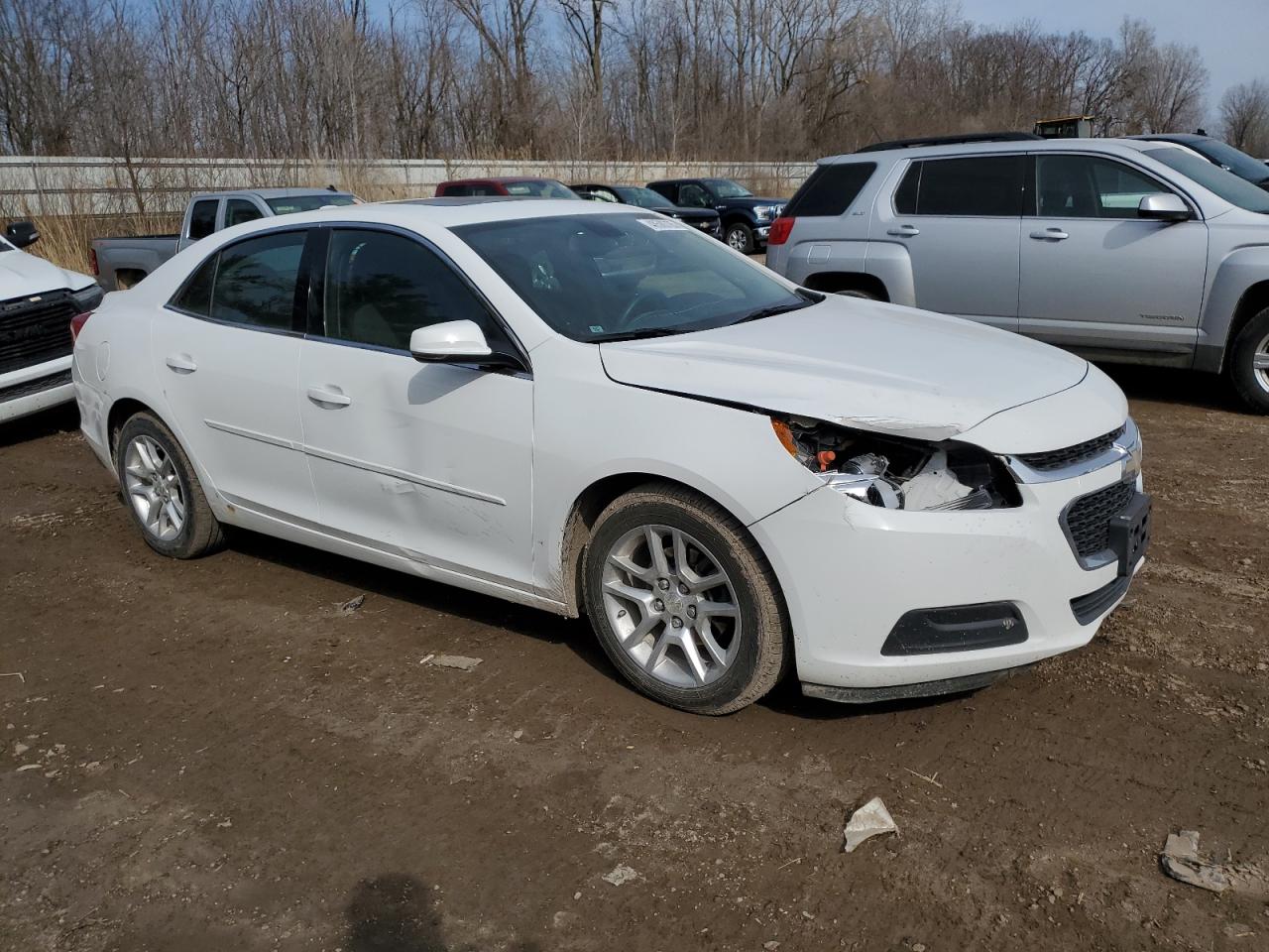 2015 Chevrolet Malibu - Image 4