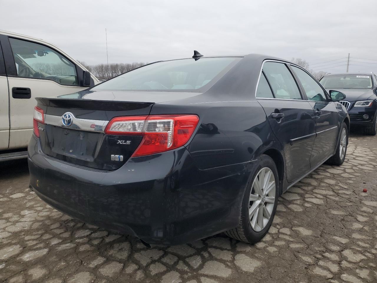 2012 Toyota Camry - Image 3