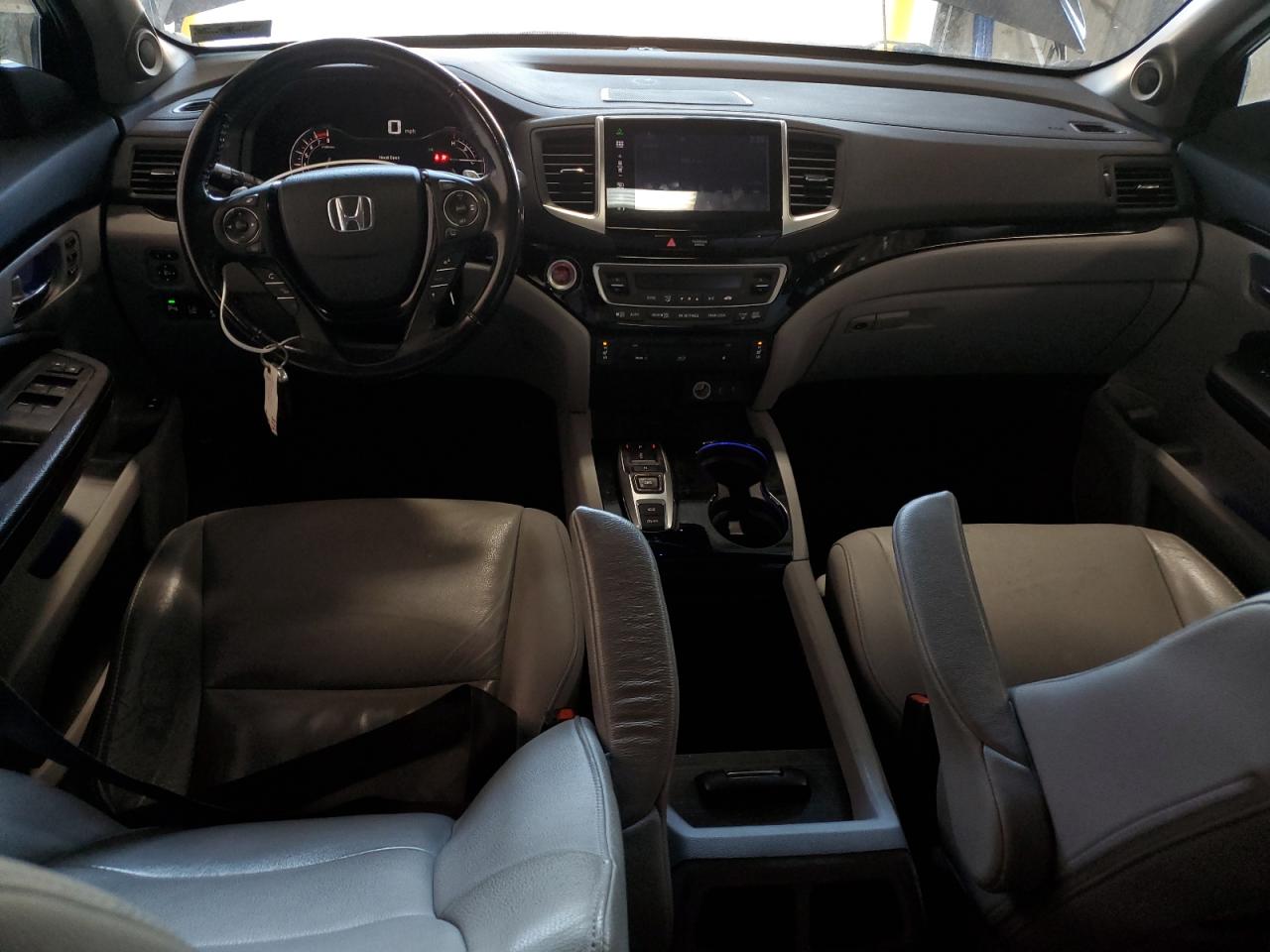 2016 Honda Pilot - Image 8