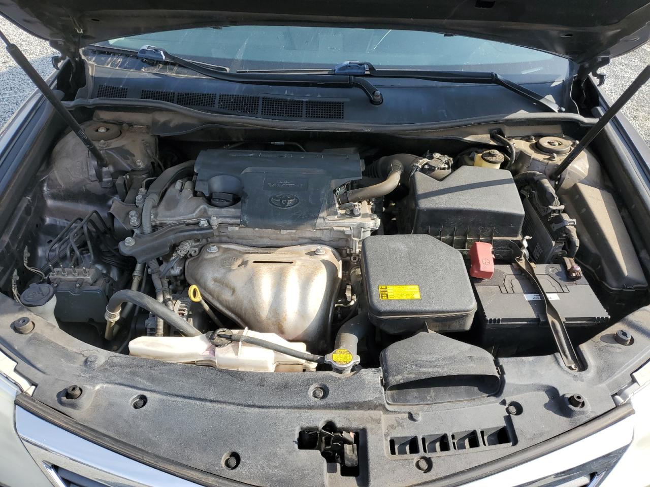 2014 Toyota Camry - Image 11