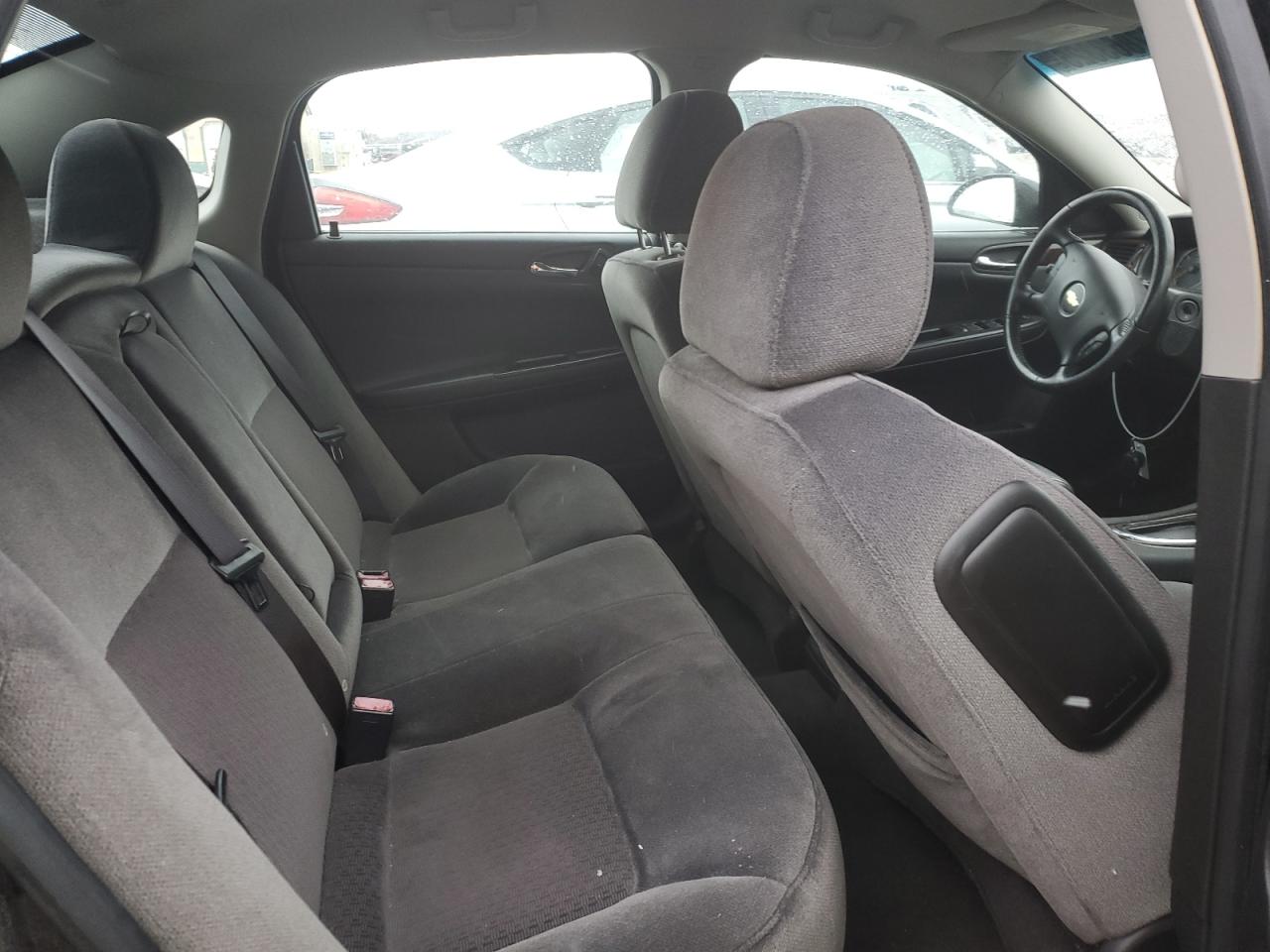 2013 Chevrolet Impala - Image 10