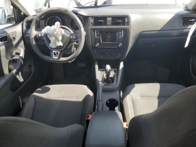  VOLKSWAGEN JETTA 2016 Srebrny