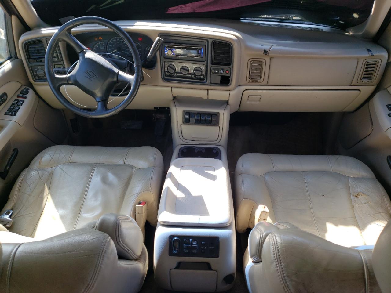 2002 Chevrolet Suburban - Image 8