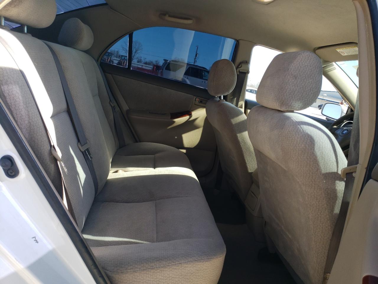 2004 Toyota Corolla - Image 10
