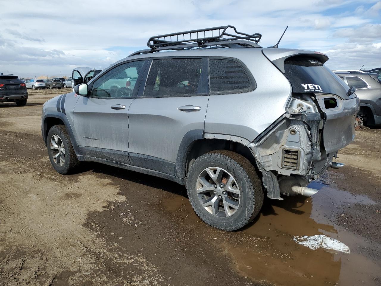 2015 Jeep Cherokee - Image 2