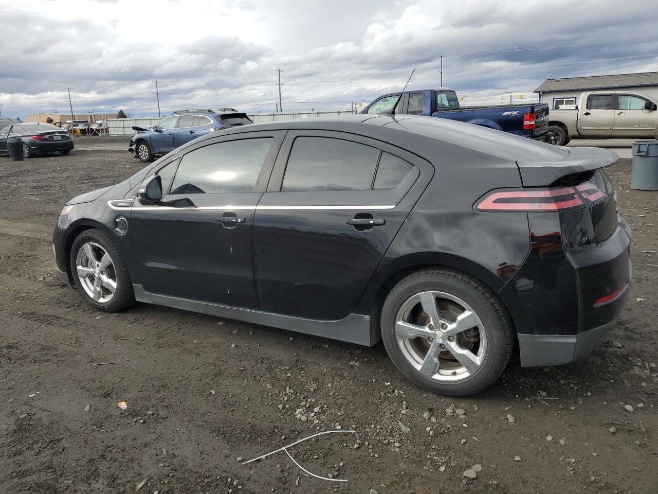 2013 Chevrolet Volt - Image 2