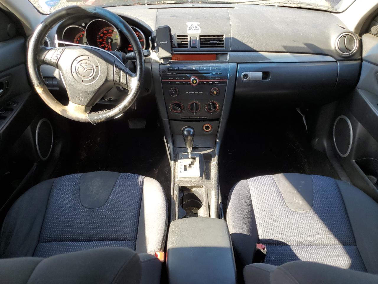 2005 Mazda 3 - Image 8