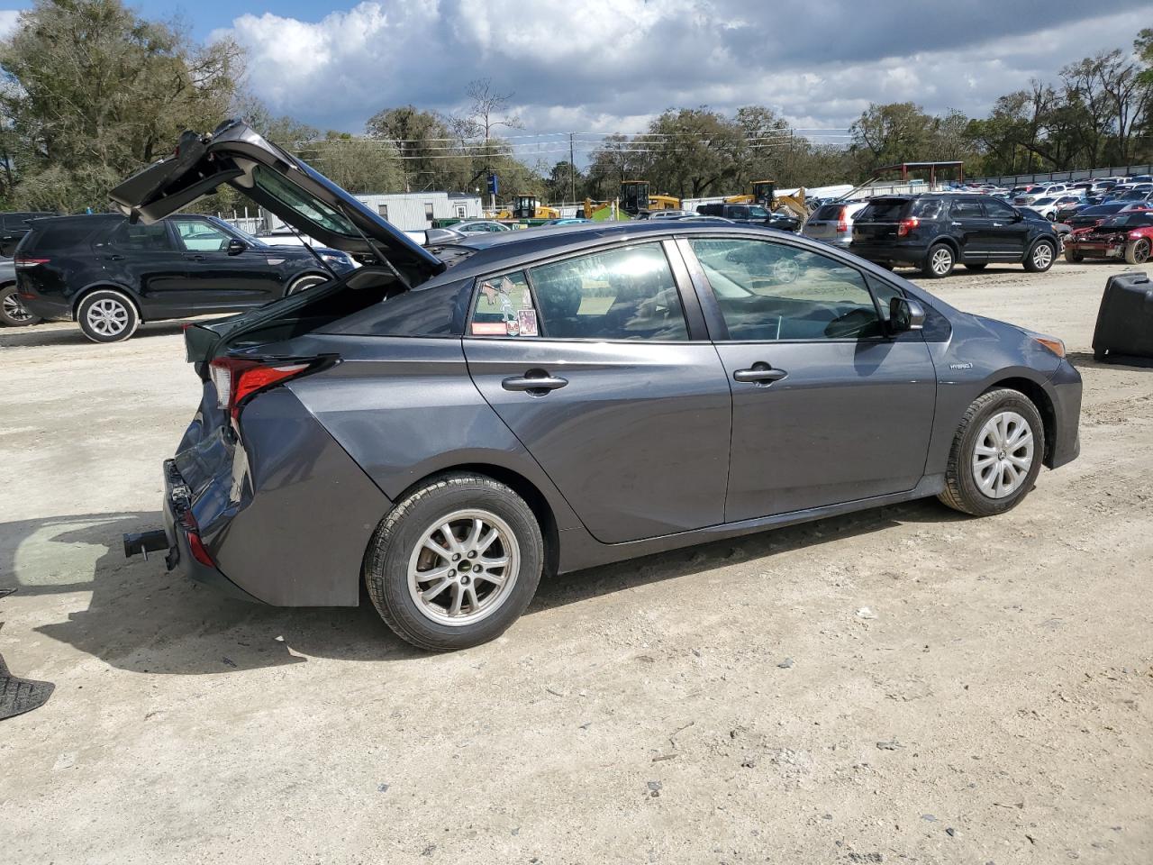 2020 Toyota Prius - Image 3