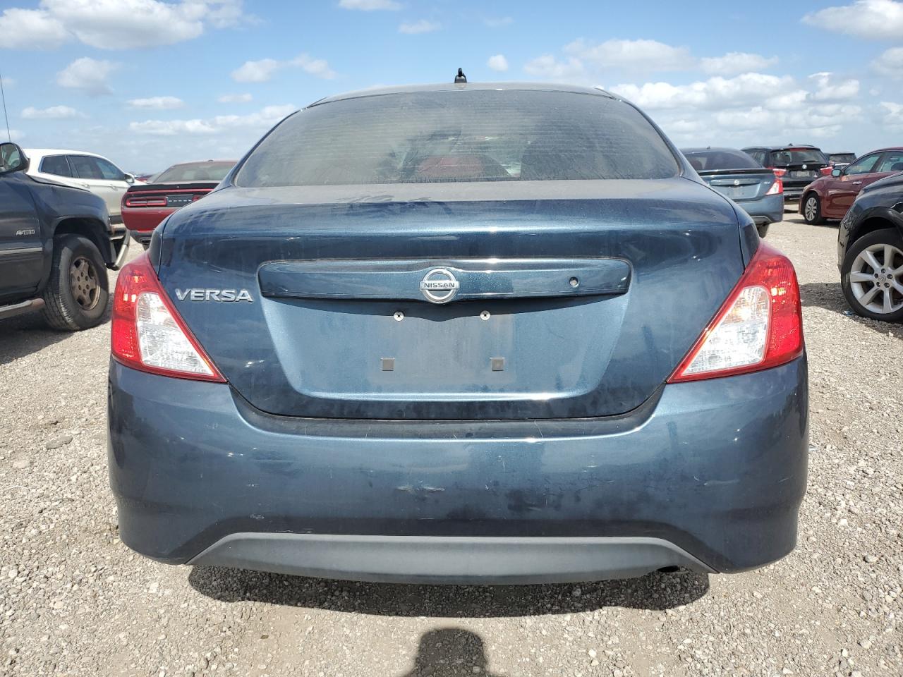 3N1CN7AP1GL911425 NISSAN VERSA 2016