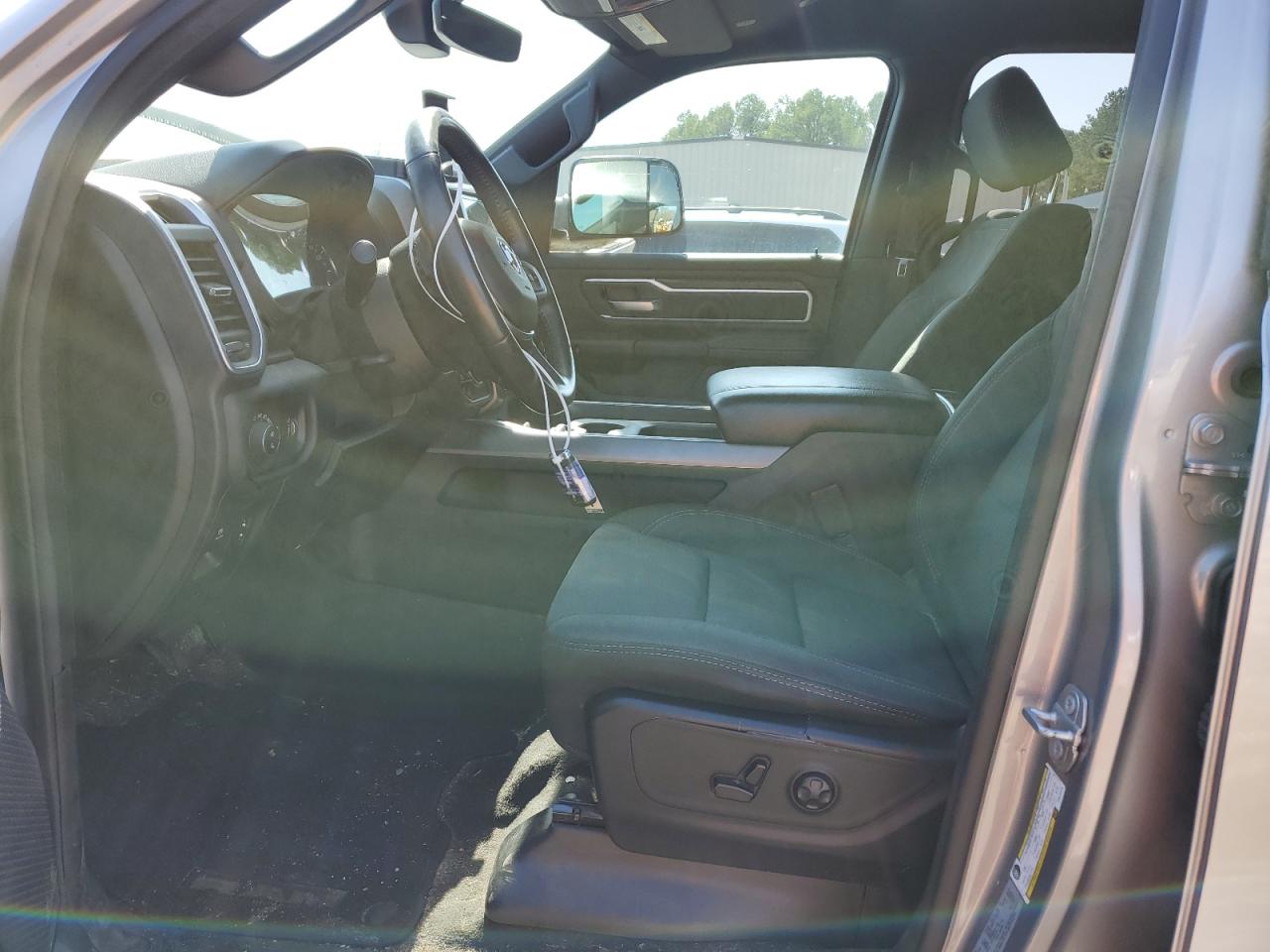 2020 RAM 1500 - Image 7