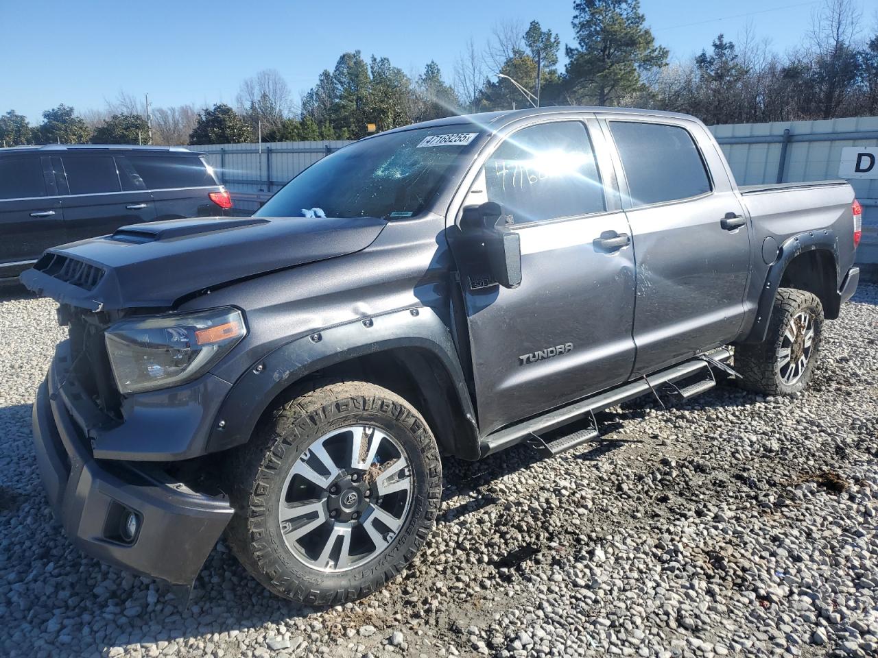 2019 Toyota Tundra Crewmax Sr5 продається в Memphis, TN - Front End