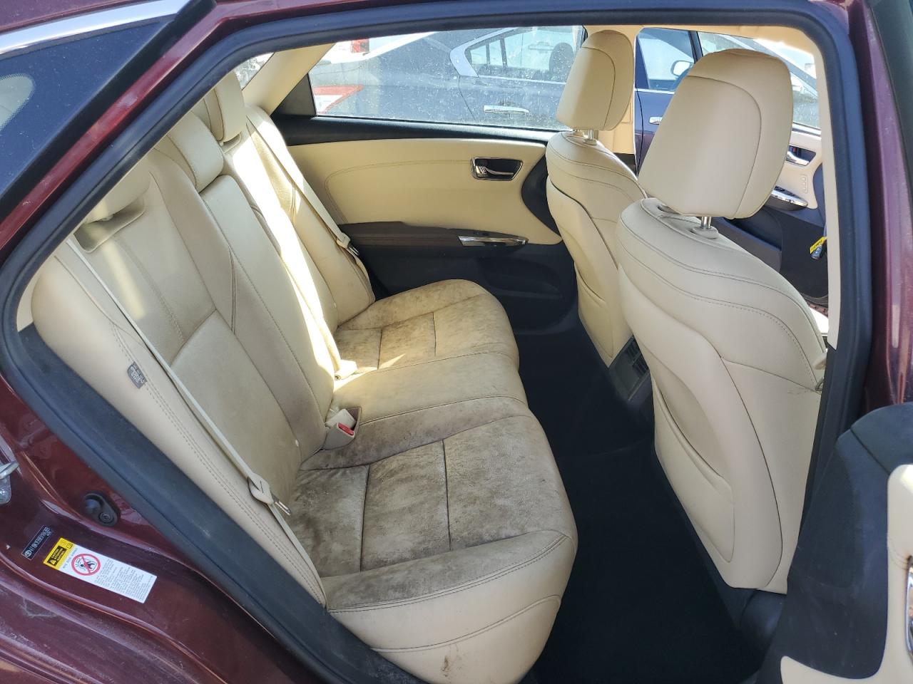 2014 Toyota Avalon - Image 10